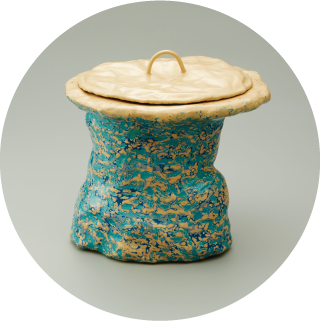 乾漆積乱雲蒔絵水指